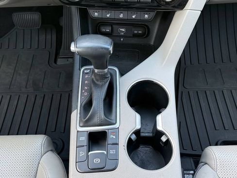 Used 2020 Kia Sportage EX w/ EX Technology Package FWD image 24