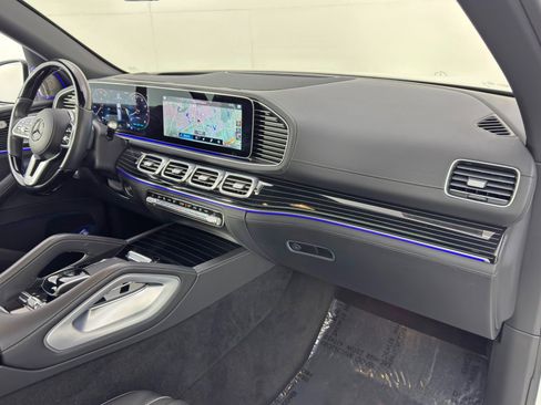 Used 2023 Mercedes-Benz Maybach GLS 600 4MATIC image 13