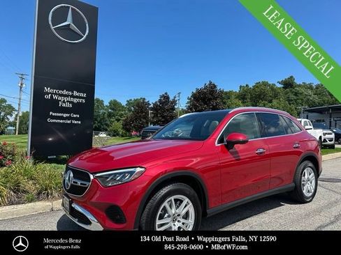 Used 2026 Mercedes-Benz GLC 300 4MATIC image 1