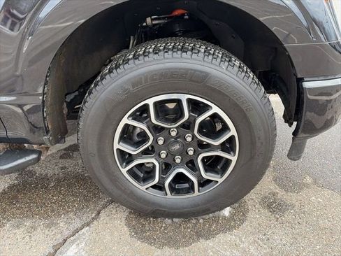 Used 2022 Ford F150 XLT w/ Equipment Group 302A High image 12