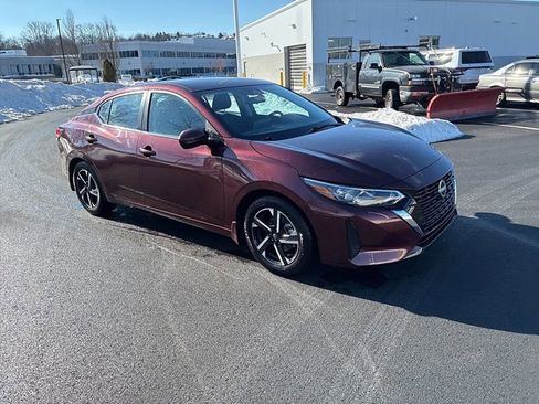 Used 2024 Nissan Sentra SV image 2