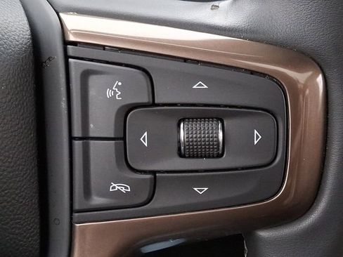 Certified 2024 Chevrolet Suburban High Country image 24