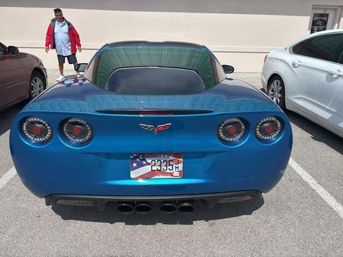 Used 2008 Chevrolet Corvette Coupe w/ Preferred Equipment Group RWD image 5