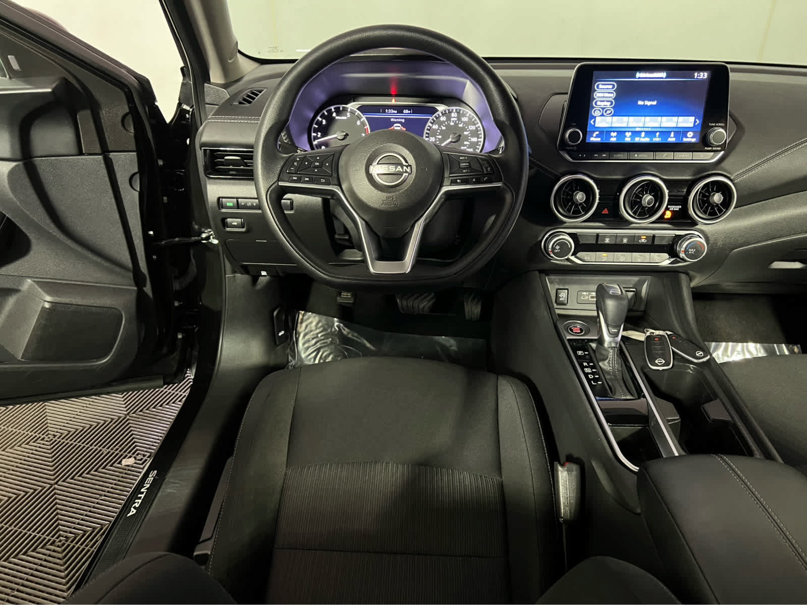 Certified 2024 Nissan Sentra SV FWD image 14