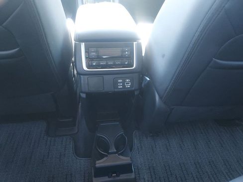Certified 2025 Subaru Ascent Limited AWD/4WD image 14