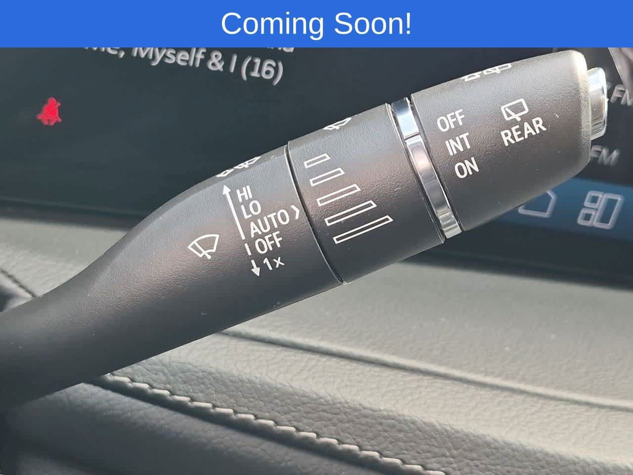 Used 2024 Cadillac XT4 Premium Luxury w/ Cold Weather Package AWD/4WD image 27
