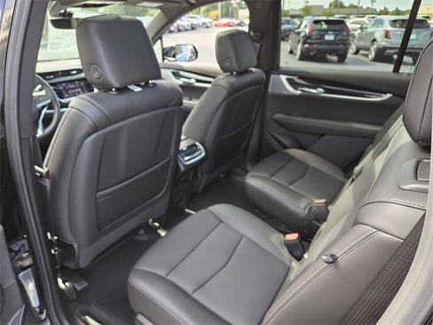 New 2025 Cadillac XT6 Premium Luxury w/ Technology Package image 13
