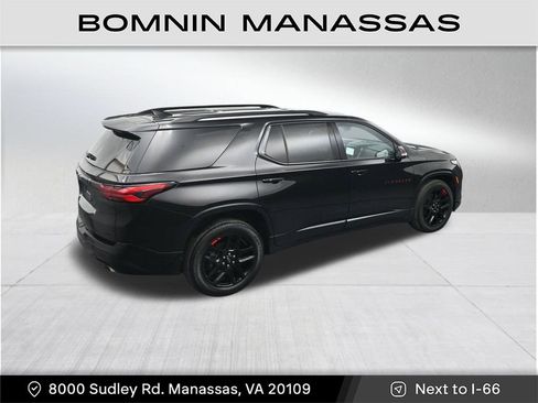 Used 2023 Chevrolet Traverse Premier w/ Redline Edition image 28