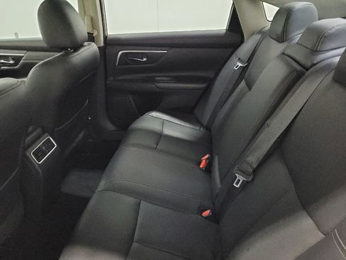 Used 2017 Nissan Altima 2.5 SL w/ 2.5 Technology Package image 18