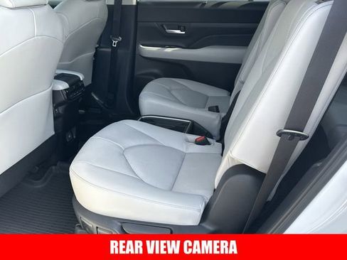 New 2026 Toyota Grand Highlander Limited image 5