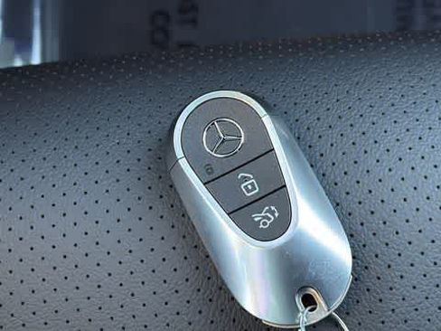 Certified 2026 Mercedes-Benz GLC 300 4MATIC image 37