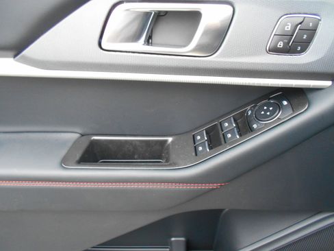 New 2026 Ford Explorer ST-Line w/ ST-Line Street Pack image 12