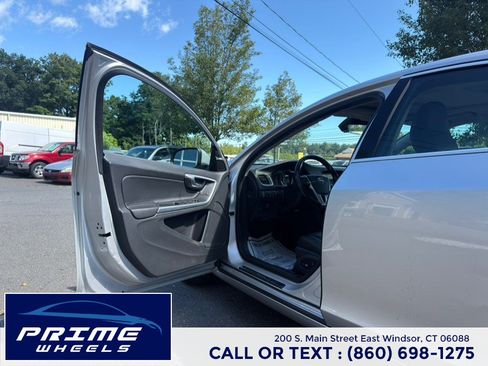 Used 2015 Volvo S60 T5 Premier FWD image 9