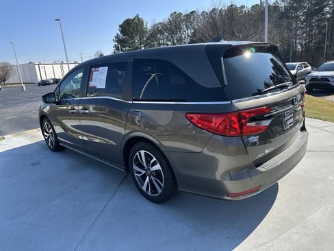 Used 2021 Honda Odyssey Touring image 8