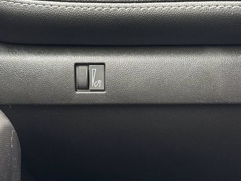 New 2026 Chevrolet Colorado LT w/ LT Convenience Package RWD image 27