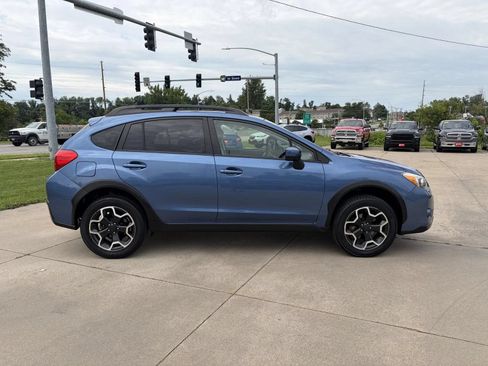 Used 2015 Subaru Crosstrek 2.0i Premium AWD/4WD image 4