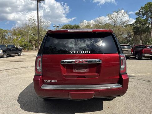 Used 2017 GMC Yukon Denali AWD/4WD image 4