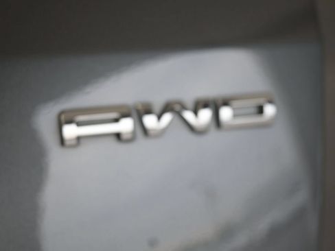 Used 2025 Ford Escape Platinum AWD/4WD image 21