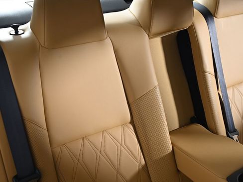 Certified 2025 Nissan Sentra SV w/ SV Premium Package FWD image 29