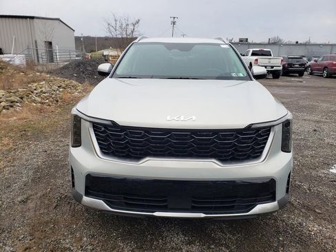 New 2026 Kia Sorento S image 2