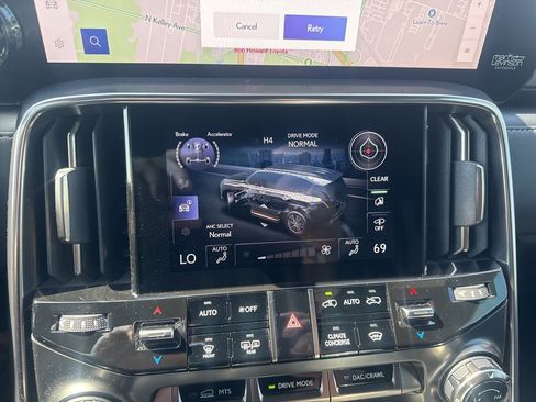 Used 2023 Lexus LX 600 F Sport w/ Accessory Package (Z1) image 12