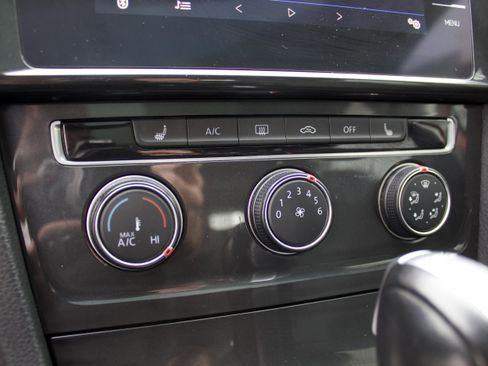 Used 2019 Volkswagen Golf Alltrack SE image 20