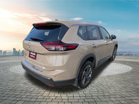 Certified 2025 Nissan Rogue SV w/ SV Premium Package image 7