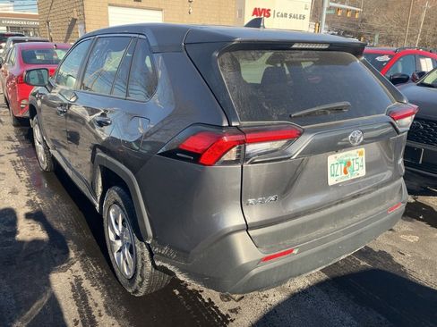 Used 2024 Toyota RAV4 LE image 4