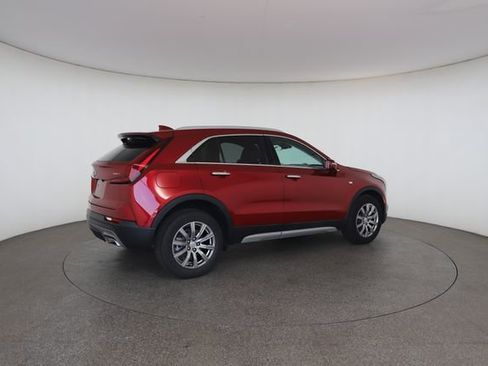 Used 2021 Cadillac XT4 Premium Luxury w/ Cold Weather Package AWD/4WD image 20