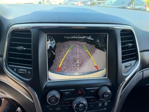 Used 2015 Jeep Grand Cherokee Limited AWD/4WD image 28
