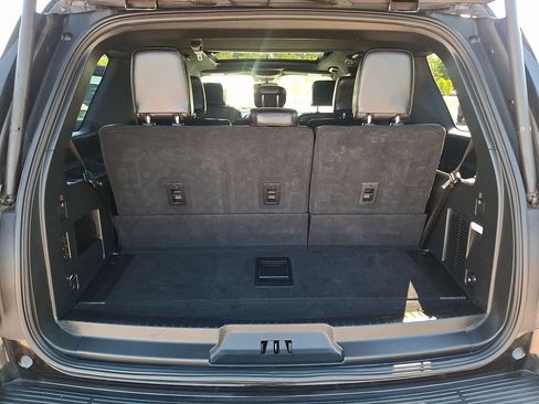Used 2021 Ford Expedition XLT AWD/4WD image 30