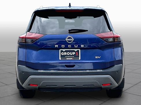 Used 2023 Nissan Rogue SV w/ SV Premium B Package FWD image 5