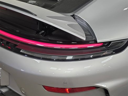Certified 2025 Porsche 911 GT3 image 30