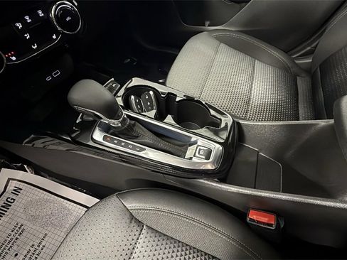 Certified 2024 Chevrolet Trax LT w/ LT Convenience Package image 22