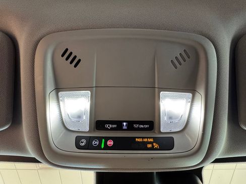 Used 2024 Chevrolet Malibu LT FWD image 23