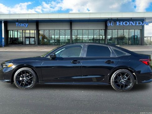 Certified 2025 Honda Civic Sport image 11