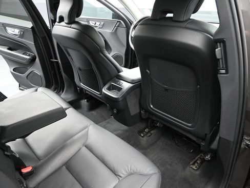 Used 2024 Volvo XC60 B5 Plus w/ Protection Package Premier AWD/4WD image 21