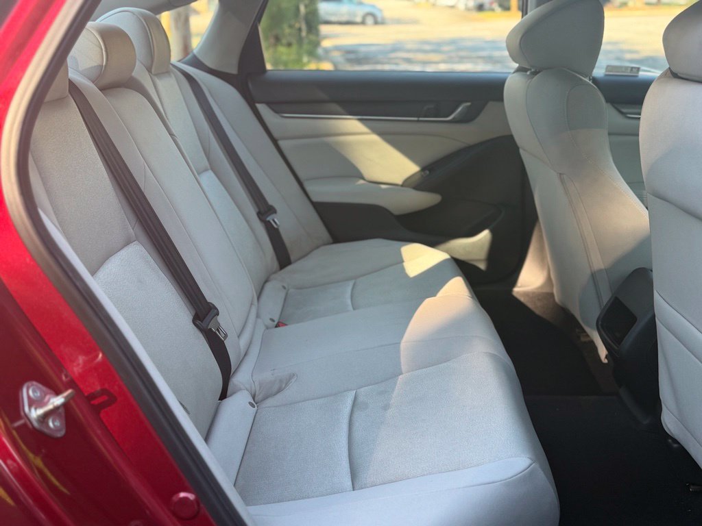 Used 2018 Honda Accord LX image 17
