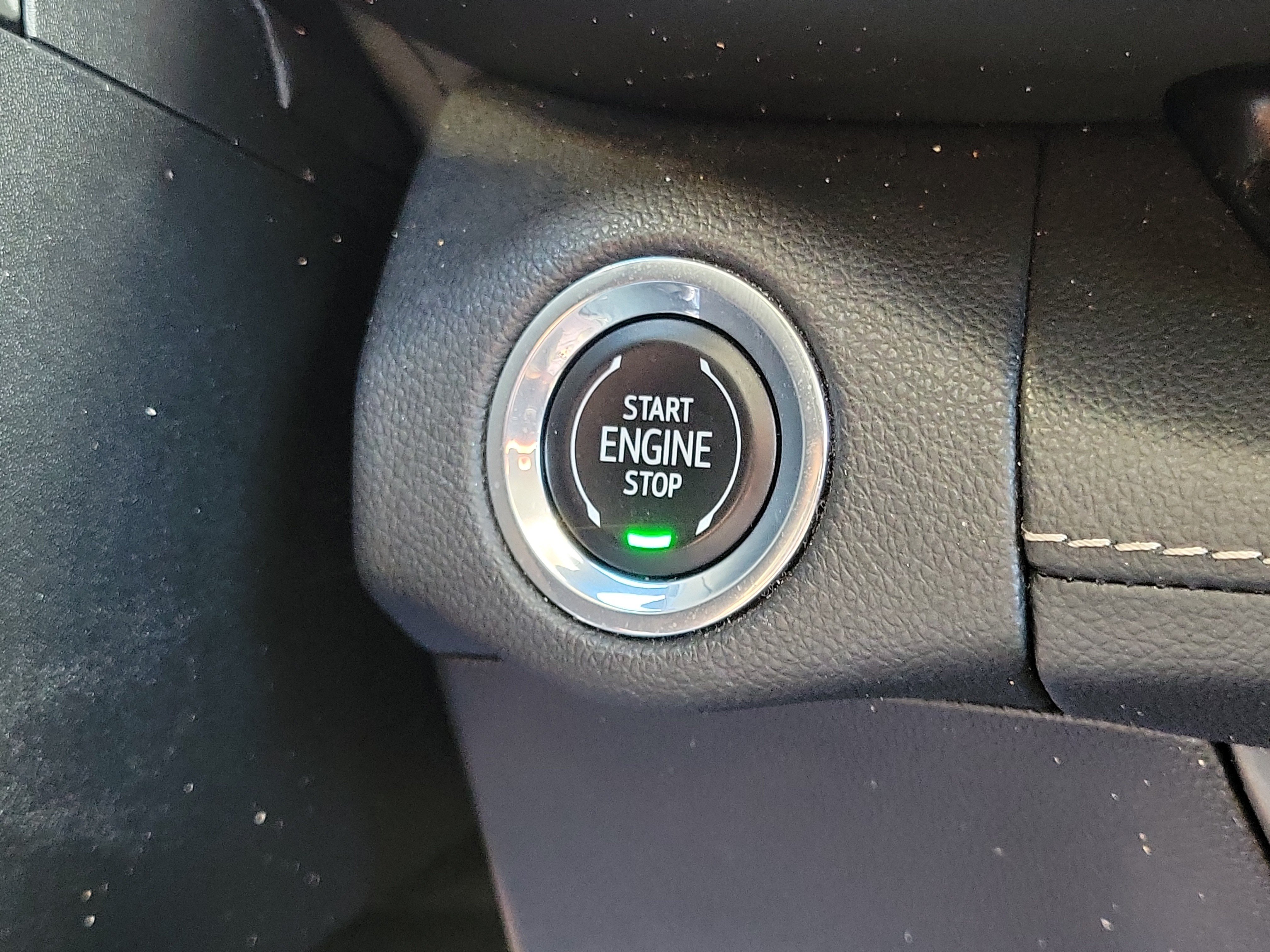 Used 2023 Buick Envision Essence FWD image 28