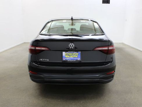Used 2024 Volkswagen Jetta S FWD image 4