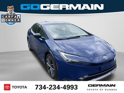 Used 2025 Toyota Prius XLE AWD/4WD image 4