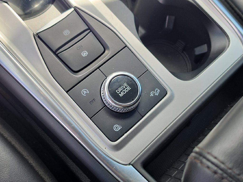 Certified 2023 Ford Explorer Platinum w/ Technology Package AWD/4WD image 28