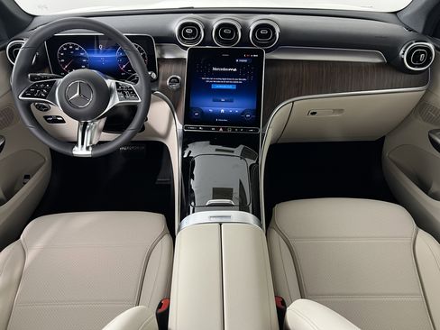 New 2026 Mercedes-Benz GLC 300 4MATIC image 23