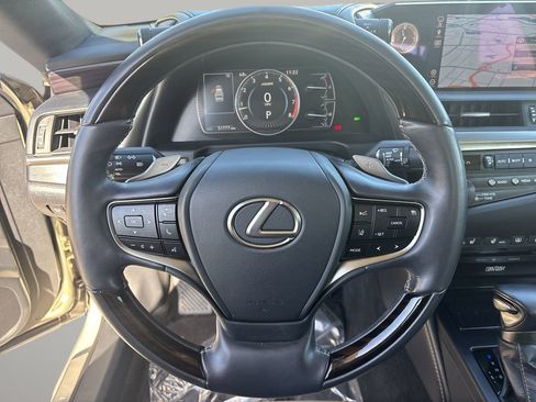 Used 2019 Lexus ES 350 Ultra Luxury image 22
