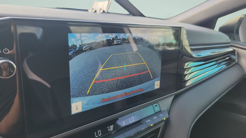 Used 2025 Toyota Camry SE w/ Multimedia Upgrade Package FWD image 17