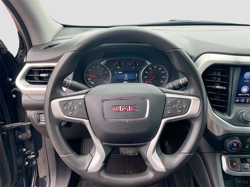 Used 2023 GMC Acadia SLE w/ Driver Convenience Package image 13