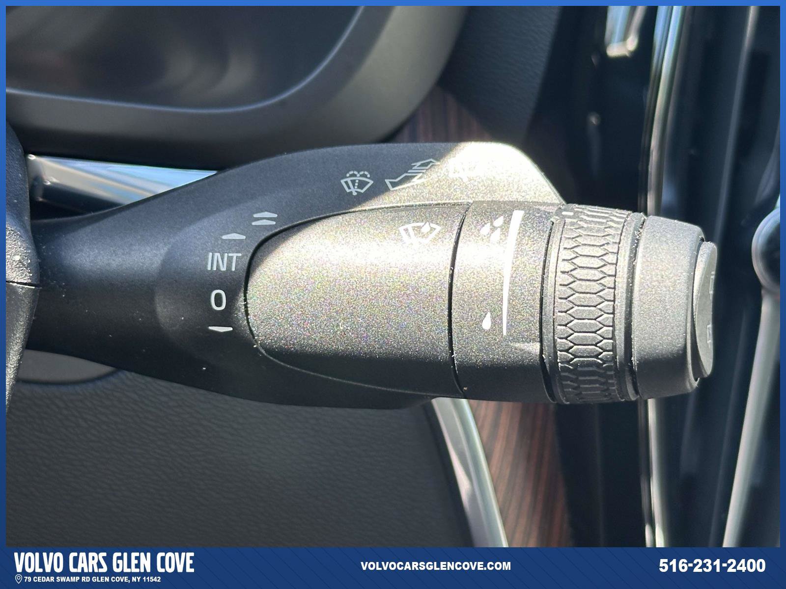 Used 2024 Volvo XC60 B5 Plus w/ Protection Package Premier AWD/4WD image 26