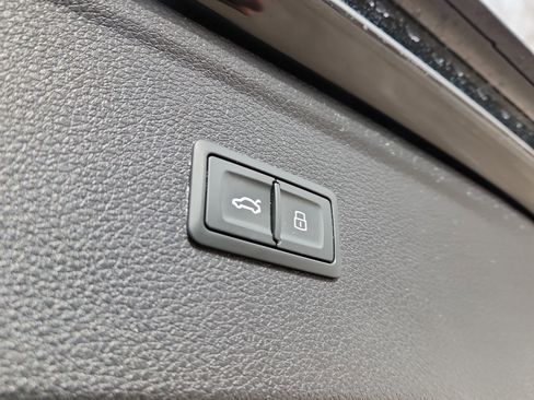 Used 2024 Audi Q5 2.0T Prestige image 14