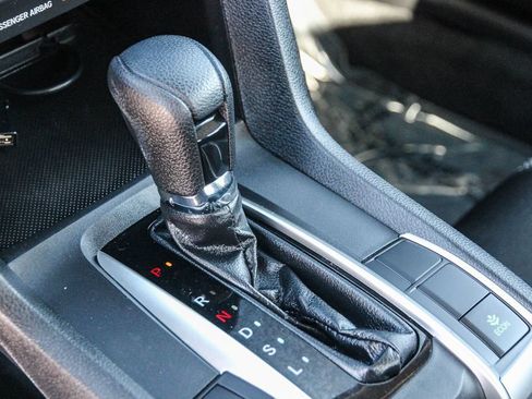 Used 2019 Honda Civic LX image 19