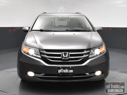 Used 2016 Honda Odyssey Touring Elite image 49